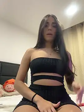 Maia antonelli online show from 04-25-26, 12:24