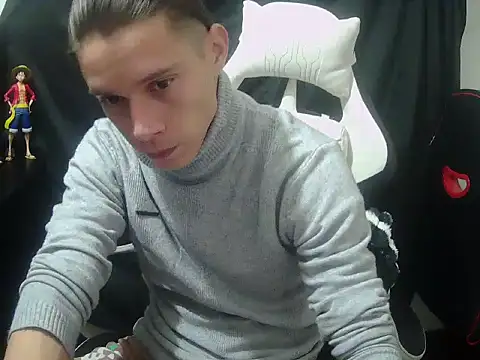 Snapshot of crixus11111 chatting on 05-13-26, 05:05 crixus11111 online show from 05-13-26, 05:05
