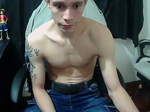 Snapshot of crixus11111 chatting on 05-26-26, 03:46 crixus11111 online show from 05-26-26, 03:46