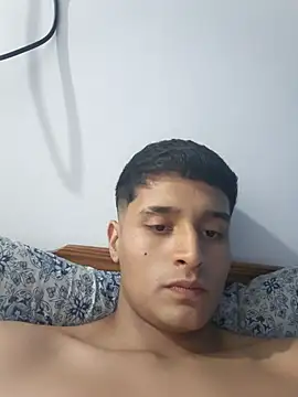 Snapshot of Squirrel21T chatting on 03-24-26, 03:11 Squirrel21T online show from 03-24-26, 03:11