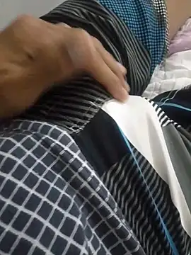 Snapshot of Orlando2638 chatting on 03-17-26, 04:54 Orlando2638 online show from 03-17-26, 04:54