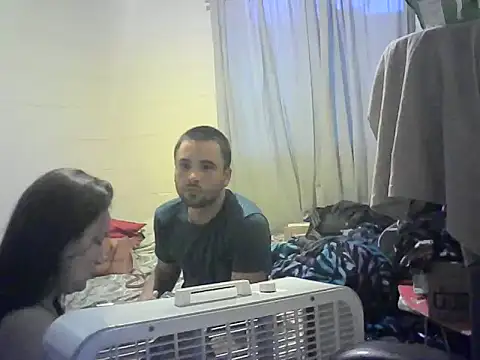 Snapshot of Relk130p chatting on 04-13-26, 01:16 Relk130p online show from 04-13-26, 01:16