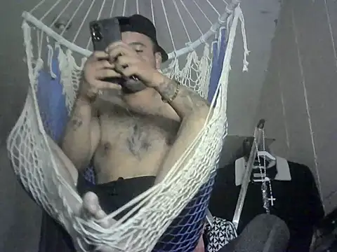 Snapshot of Relk130p chatting on 05-14-26, 09:49 Relk130p online show from 05-14-26, 09:49