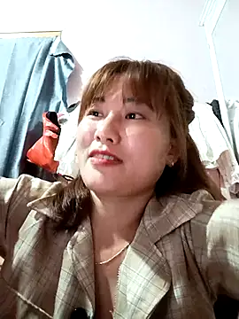 Lucxy-ki6 online show from 03-30-26, 01:17