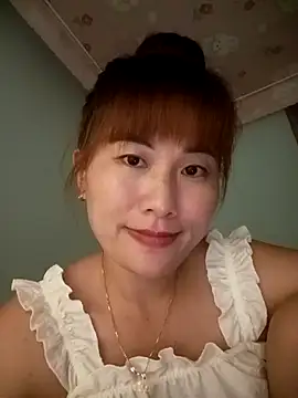 Lucxy-ki6 online show from 08-01-26, 02:16