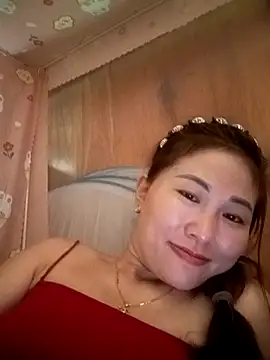 Lucxy-ki6 online show from 08-03-26, 02:32