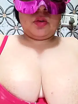 Snapshot of Gujju_bhabhi69 chatting on 03-26-26, 10:43 Gujju bhabhi69 online show from 03-26-26, 10:43