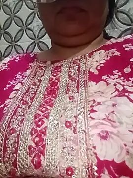 Snapshot of Gujju_bhabhi69 chatting on 04-14-26, 04:13 Gujju bhabhi69 online show from 04-14-26, 04:13