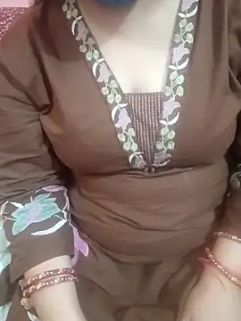 Snapshot of Gujju_bhabhi69 chatting on 05-10-26, 11:04 Gujju bhabhi69 online show from 05-10-26, 11:04