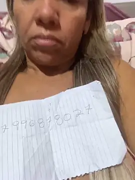 Anajuloirin online show from 05-18-26, 03:57