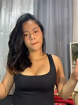 Snapshot of Kiee_19 chatting on 03-14-26, 05:29 Kiee 19 online show from 03-14-26, 05:29