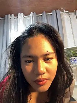 Snapshot of Kiee_19 chatting on 03-15-26, 05:41 Kiee 19 online show from 03-15-26, 05:41