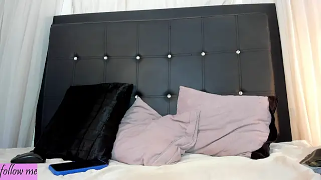 Snapshot of pipe_22c chatting on 03-14-26, 12:43 pipe 22c online show from 03-14-26, 12:43