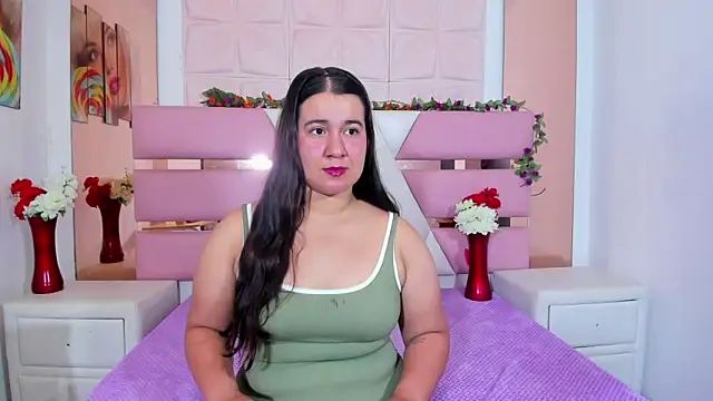 TifannyConors online show from 04-12-26, 12:43