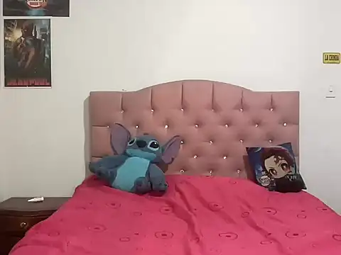 sakuraluna  online show from 03-26-26, 12:28