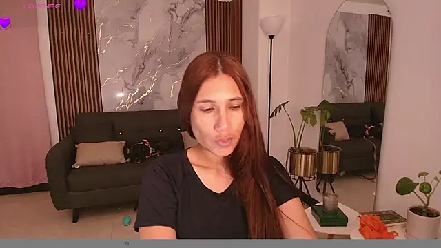 LucyBecker online show from 06-09-26, 05:46