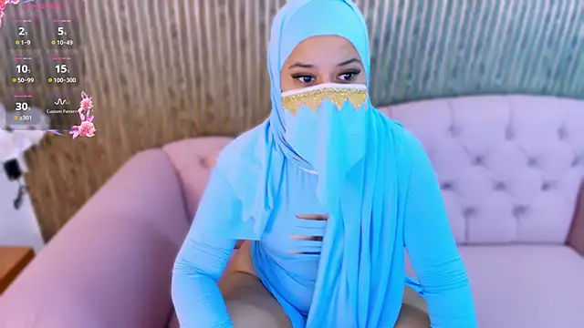 Aminaa Kaarim online show from 03-26-26, 05:40