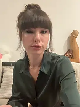 Snapshot of xsugarbabe chatting on 05-12-26, 06:38 xsugarbabe online show from 05-12-26, 06:38