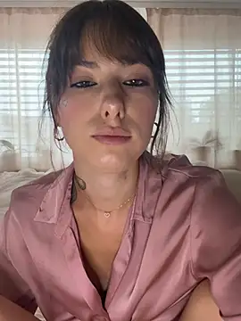 Snapshot of xsugarbabe chatting on 06-02-26, 02:19 xsugarbabe online show from 06-02-26, 02:19