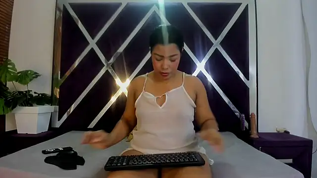alannaht online show from 05-24-26, 02:11