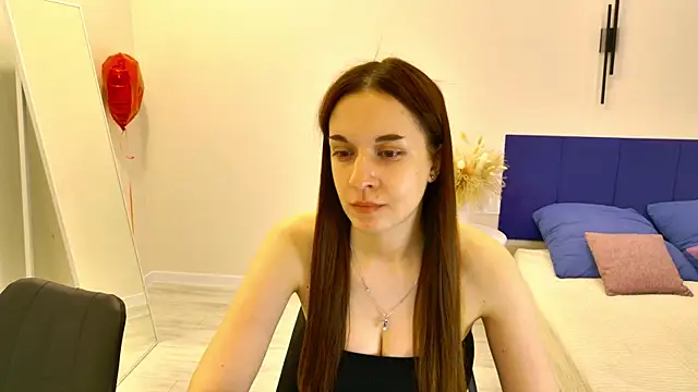 Ola Queen online show from 04-07-26, 05:13