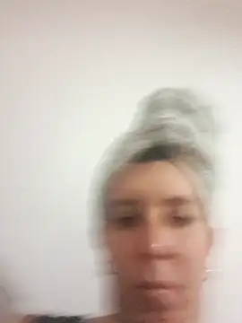 Snapshot of melucita chatting on 03-19-26, 12:58 melucita online show from 03-19-26, 12:58