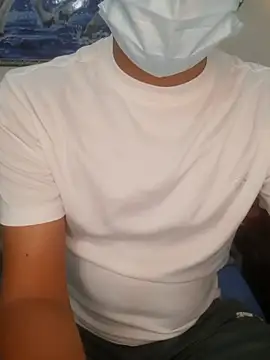 Snapshot of the_neiloberoi chatting on 03-18-26, 12:41 the neiloberoi online show from 03-18-26, 12:41