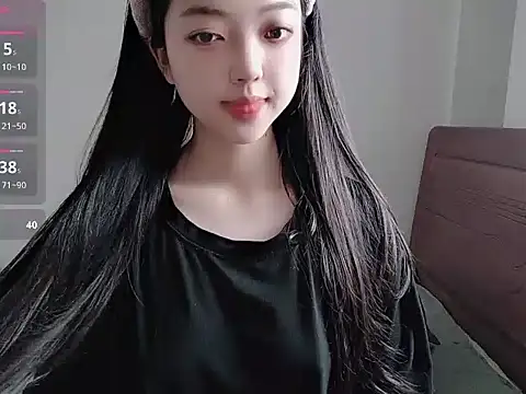 Snapshot of oblakitty_ chatting on 07-04-26, 12:39 oblakitty online show from 07-04-26, 12:39