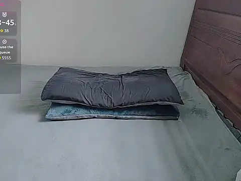 Snapshot of oblakitty_ chatting on 07-07-26, 12:46 oblakitty online show from 07-07-26, 12:46
