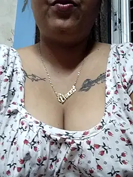 Snapshot of NAUGHTY_ANSHU chatting on 03-15-26, 09:10 NAUGHTY ANSHU online show from 03-15-26, 09:10