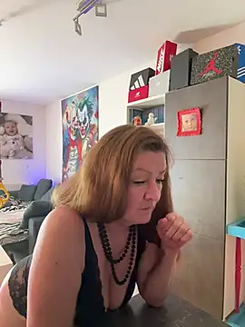 Milf-Gabi online show from 05-19-26, 06:53