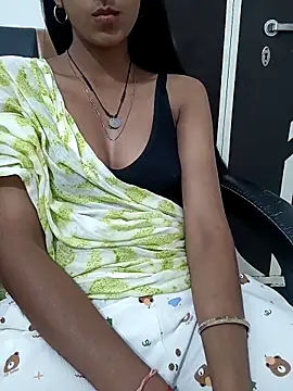 Snapshot of aushi_rajput chatting on 03-27-26, 10:42 aushi rajput online show from 03-27-26, 10:42