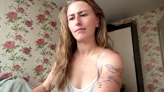 Snapshot of MissAnneli chatting on 07-22-26, 09:34 MissAnneli online show from 07-22-26, 09:34