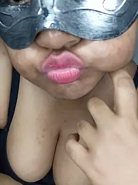 whitechubby07 online show from 07-31-26, 04:17