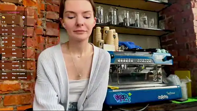 AnnWaddie online show from 03-26-26, 11:38