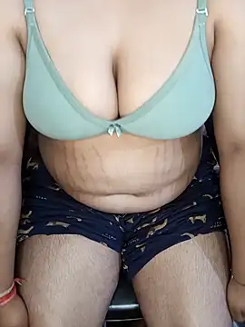 Snapshot of INDIE_GURL chatting on 03-21-26, 04:43 INDIE GURL online show from 03-21-26, 04:43