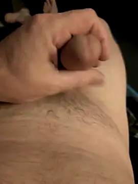 Snapshot of ChillerShrub chatting on 04-04-26, 01:52 ChillerShrub online show from 04-04-26, 01:52