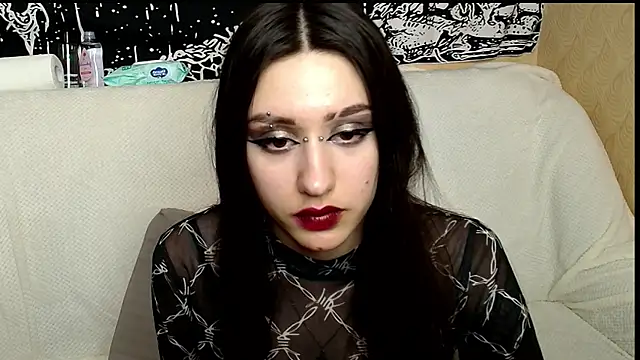 Snapshot of Finelia chatting on 06-19-26, 09:46 Finelia online show from 06-19-26, 09:46