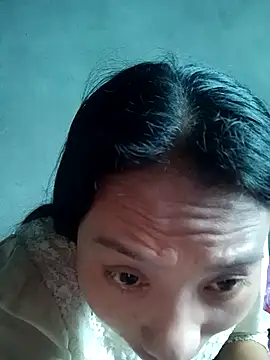 Snapshot of Leiley_98 chatting on 05-04-26, 12:17 Leiley 98 online show from 05-04-26, 12:17