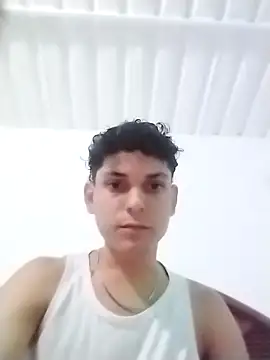 Snapshot of Dannyy_xxx chatting on 03-15-26, 10:38 Dannyy xxx online show from 03-15-26, 10:38