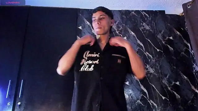 Snapshot of Axel_DavisSM chatting on 03-16-26, 01:00 Axel DavisSM online show from 03-16-26, 01:00