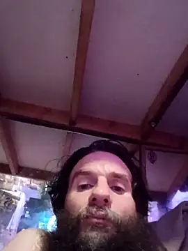 nearby causual online show from 04-12-26, 04:45