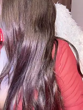 Snapshot of Liora_Sol chatting on 03-18-26, 11:52 Liora Sol online show from 03-18-26, 11:52