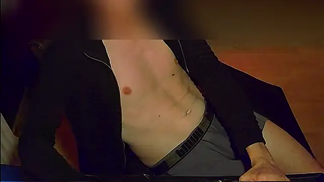 Snapshot of DutchMask chatting on 05-11-26, 06:27 DutchMask online show from 05-11-26, 06:27