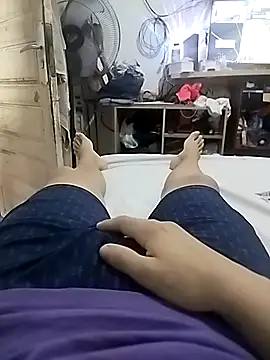 Snapshot of gato01020 chatting on 03-16-26, 03:38 gato01020 online show from 03-16-26, 03:38