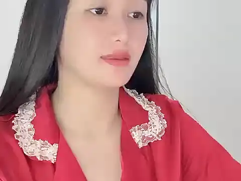 AmyLinee 1 online show from 05-05-26, 04:20
