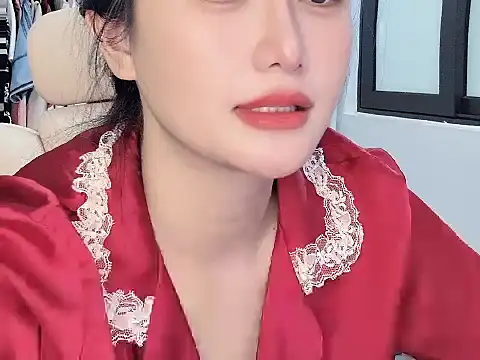 AmyLinee 1 online show from 06-21-26, 04:59