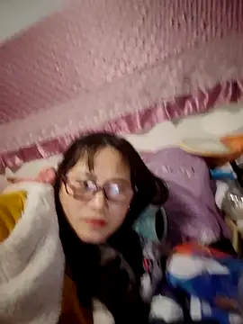 Snapshot of Ruru-555 chatting on 03-17-26, 11:57 Ruru-555 online show from 03-17-26, 11:57