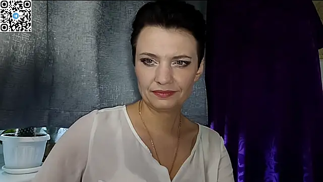 HotMamaQueen234 online show from 05-11-26, 01:17