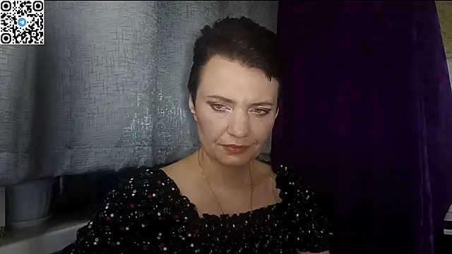HotMamaQueen234 online show from 05-16-26, 07:34